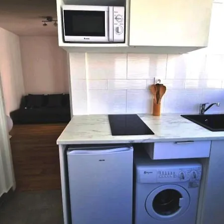 Appartement Charme Petite Terrasse A 400M De Paris Gentilly Exterior foto