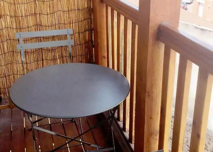Appartement Charme Petite Terrasse A 400M De Paris
